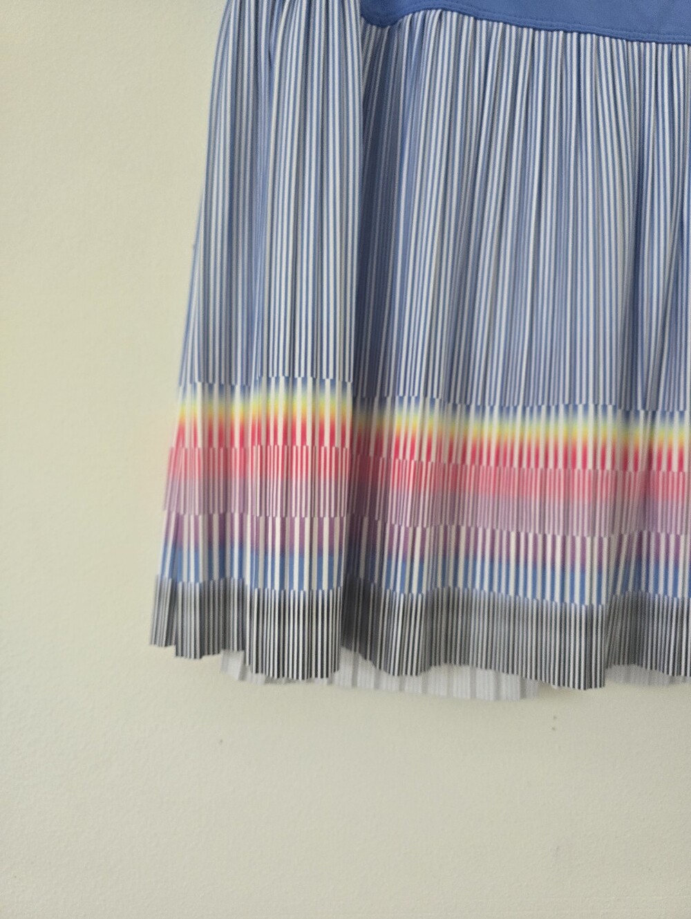 Lucky in Love Gradient Pleated Skort Size Large - Picture 5 of 14